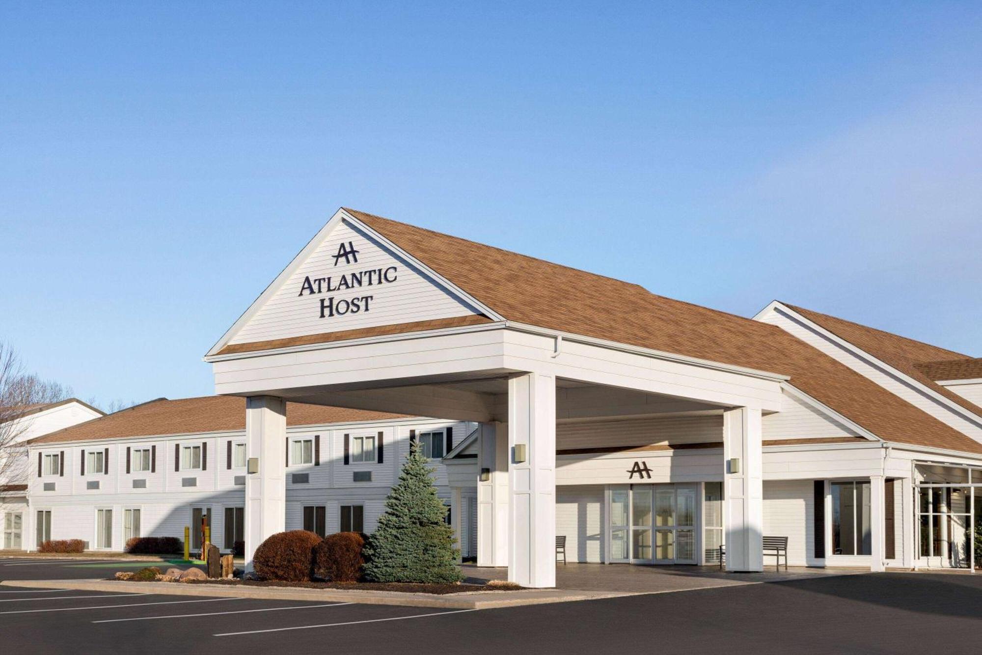 Atlantic Host Hotel, Trademark Collection By Wyndham Bathurst Exterior foto